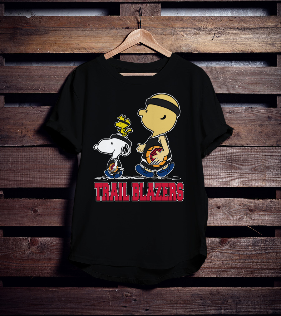 Snoopy And Woodstock Portland Trail Blazers Fans Basketball Theme T-Shirt