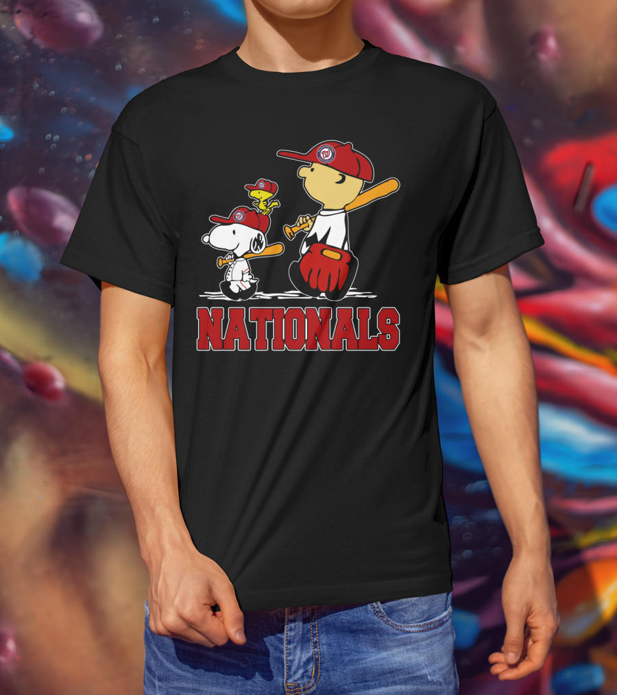 Snoopy And Peanuts Characters With Washington Nationals Baseball Fans T-Shirt