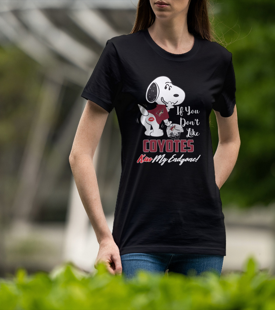 If You Don't Like Coyotes Kiss My Endzone Snoopy Arizona Coyotes Fans T-Shirt
