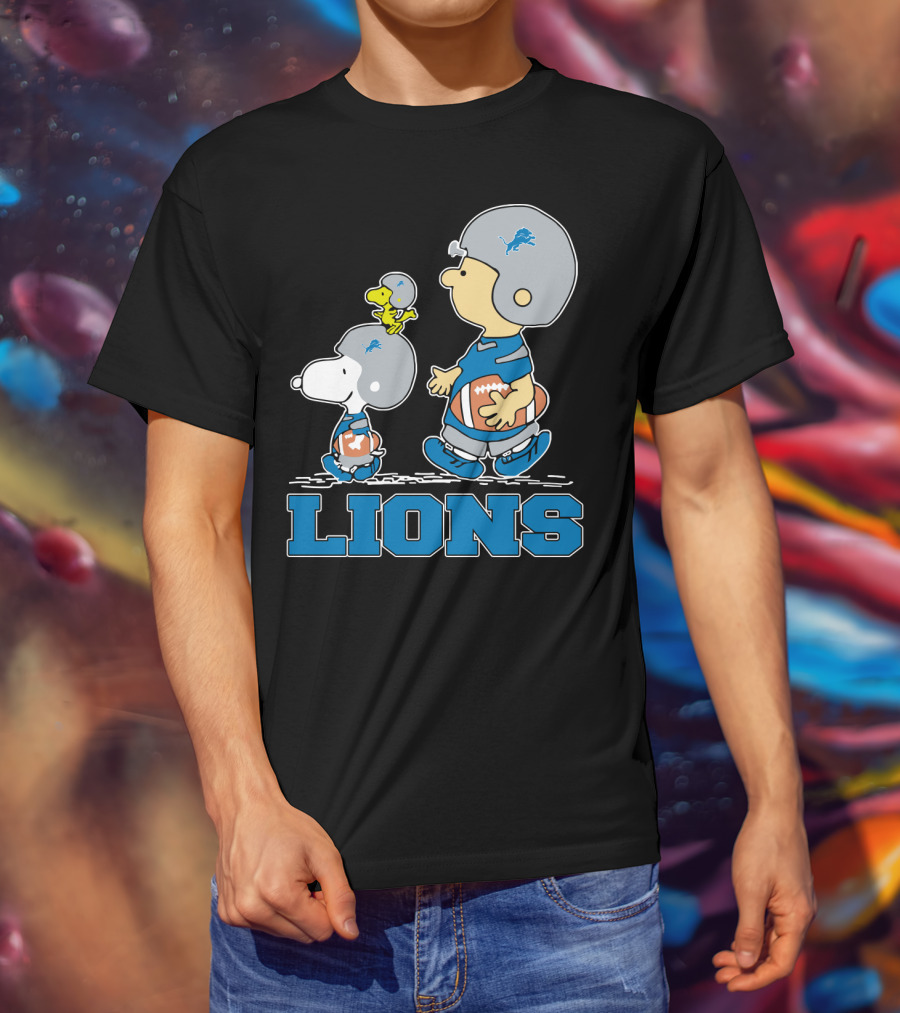 Snoopy And Woodstock With Detroit Lions Football Fans T-Shirt