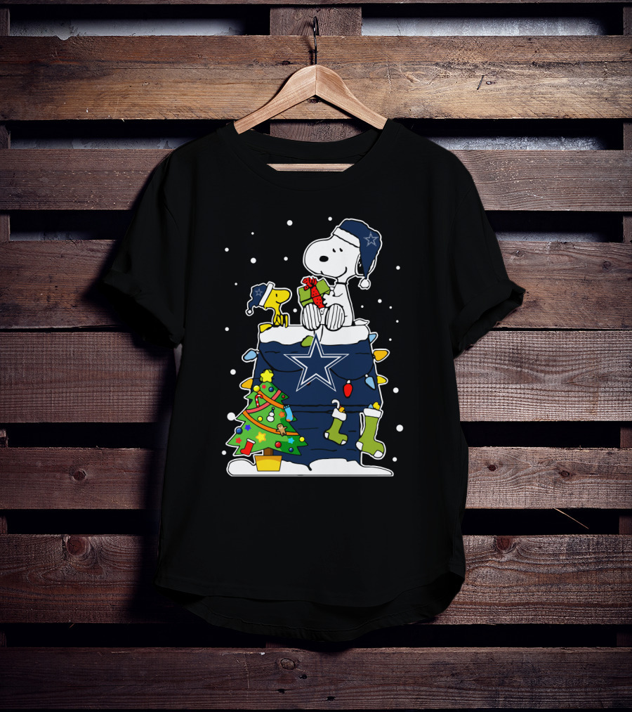 Dallas Cowboys Snoopy Lover Christmas Peanuts Woodstock Gift T-Shirt