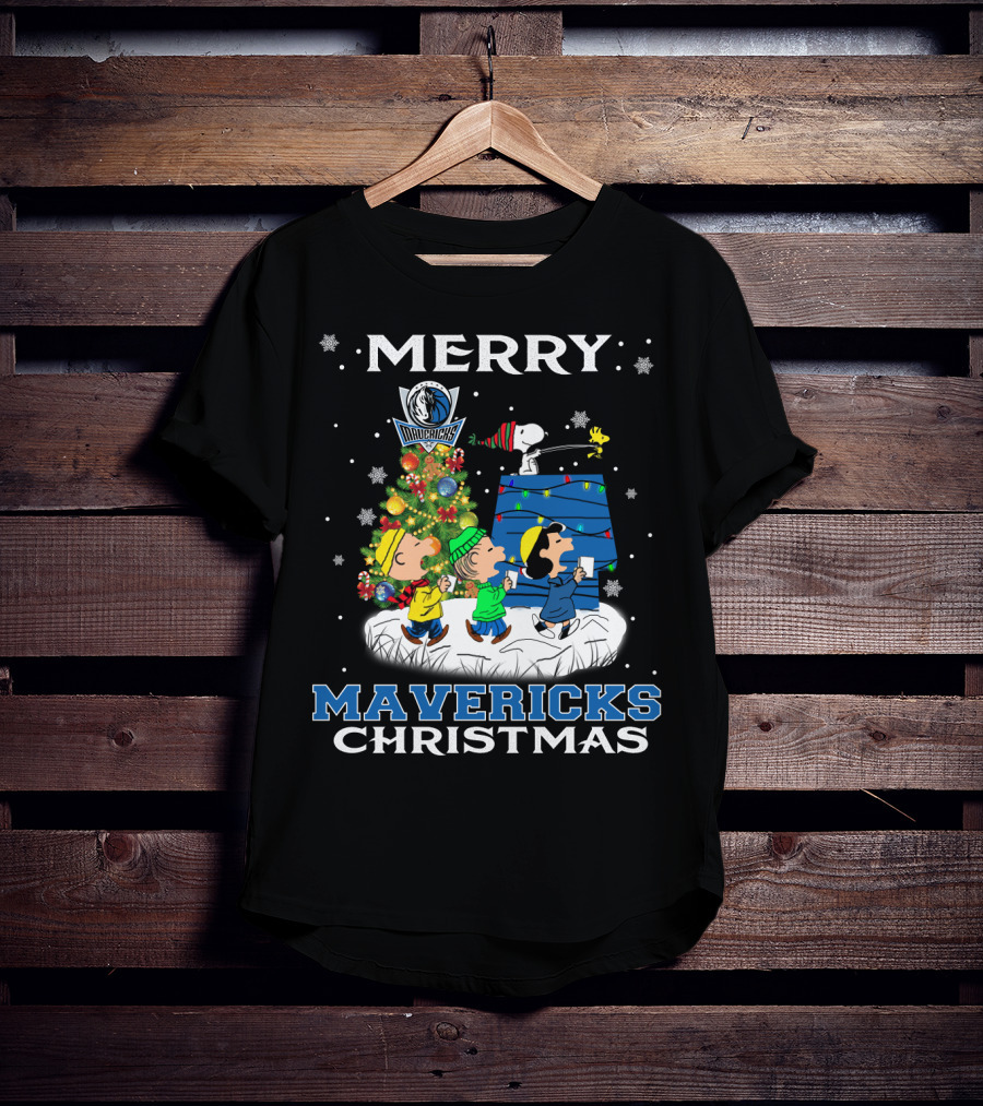 Merry Mavericks Christmas Dallas Snoopy Fans T-Shirt