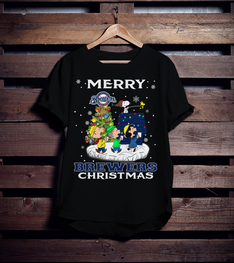 Merry Milwaukee Brewers Christmas With Snoopy And Friends T-Shirt