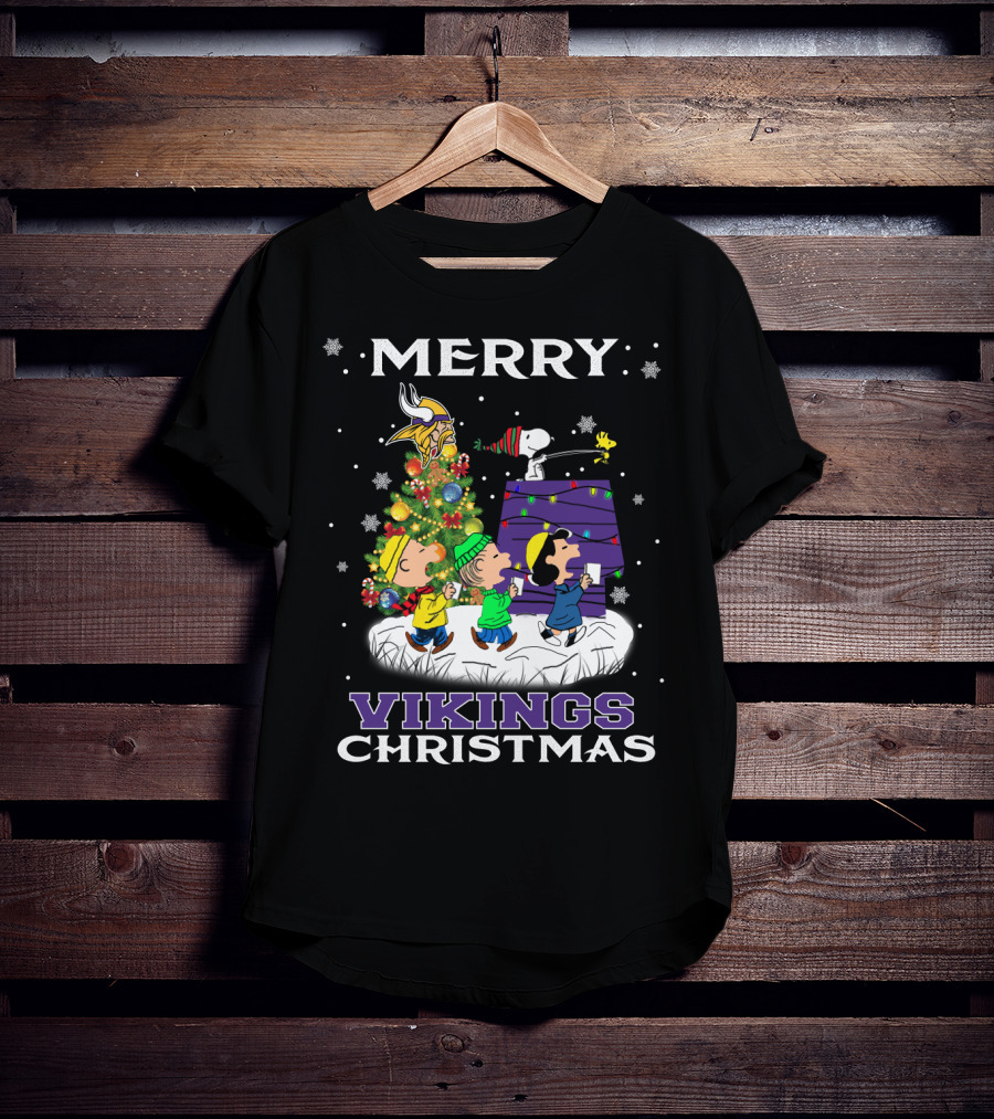 Merry Vikings Christmas With Snoopy And Friends T-Shirt