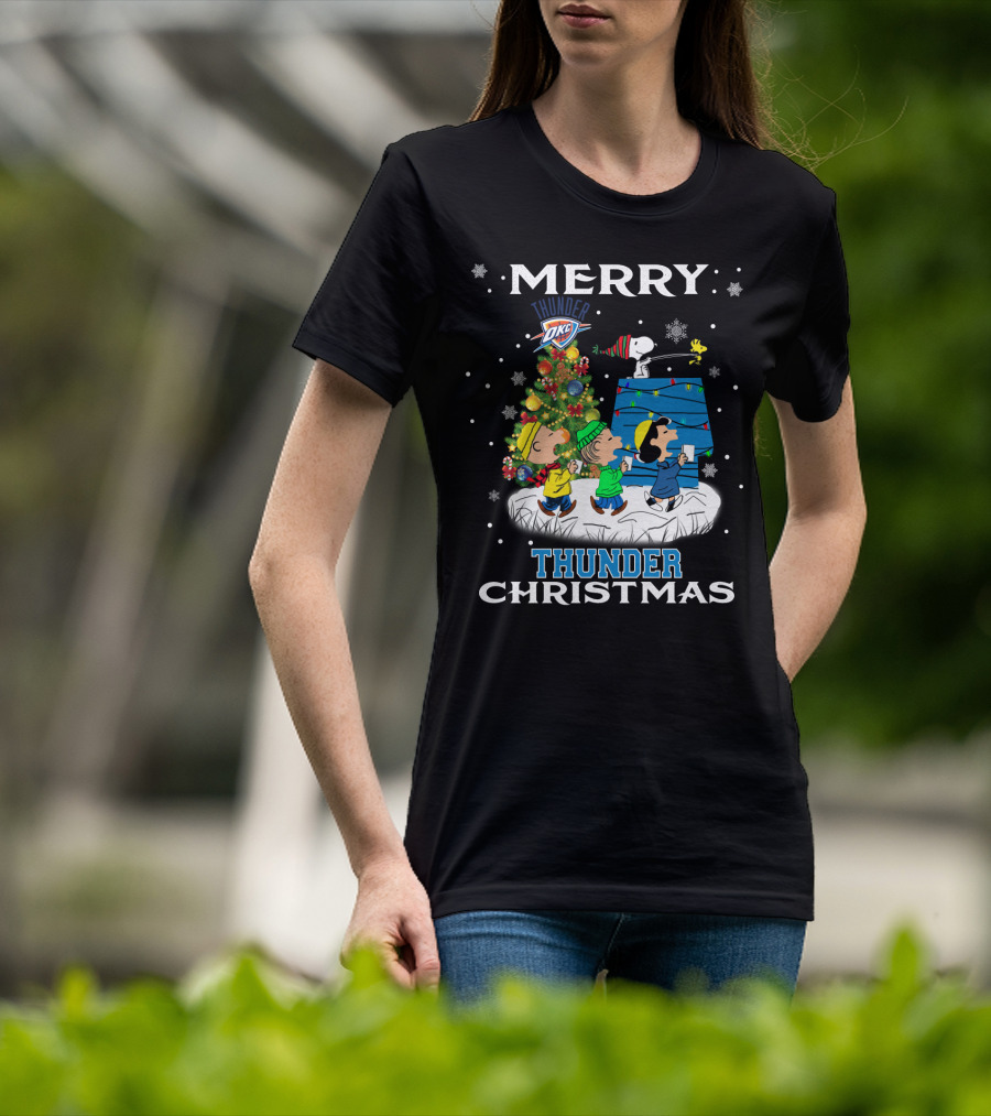 Merry Oklahoma City Thunder Christmas Peanuts Snoopy Choir T-Shirt