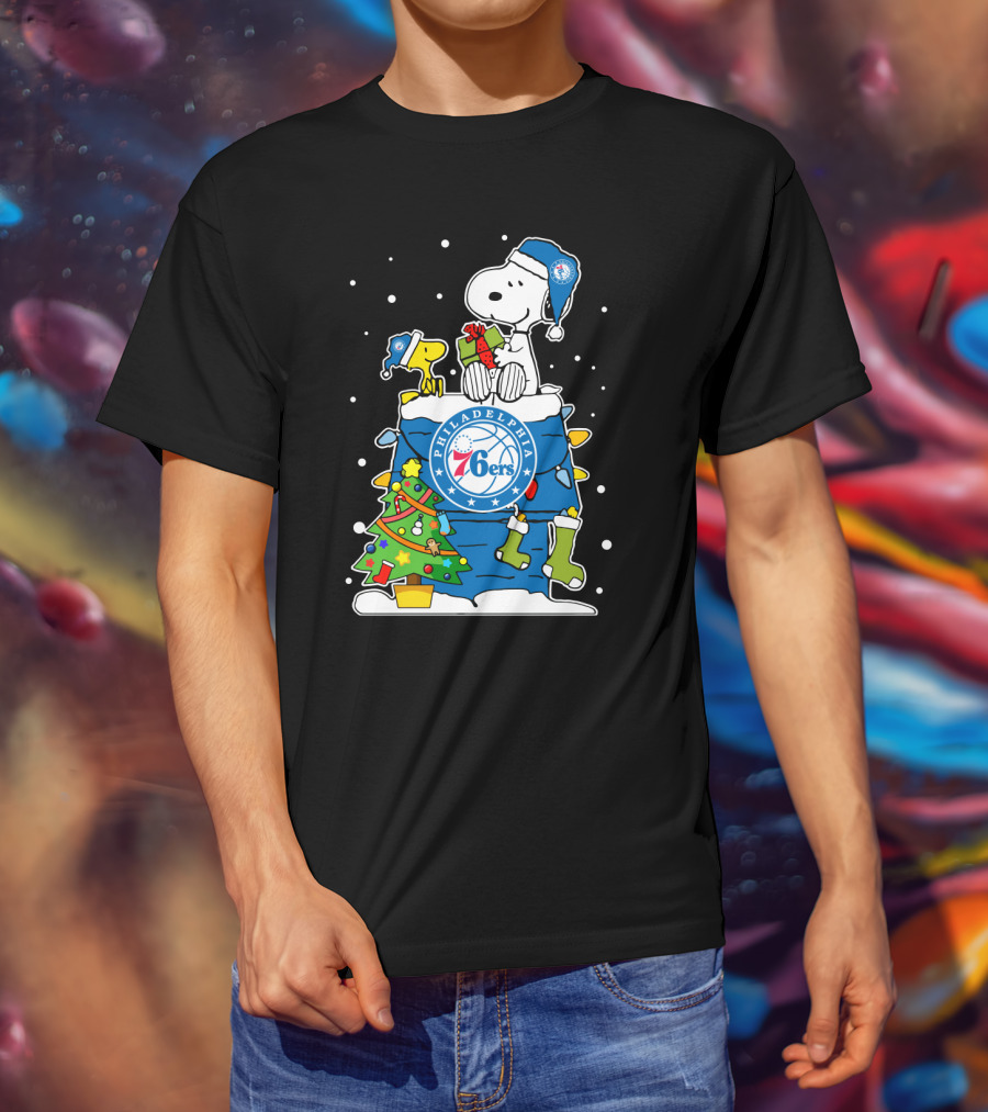 Philadelphia 76ers Snoopy Presents Christmas Scene T-Shirt