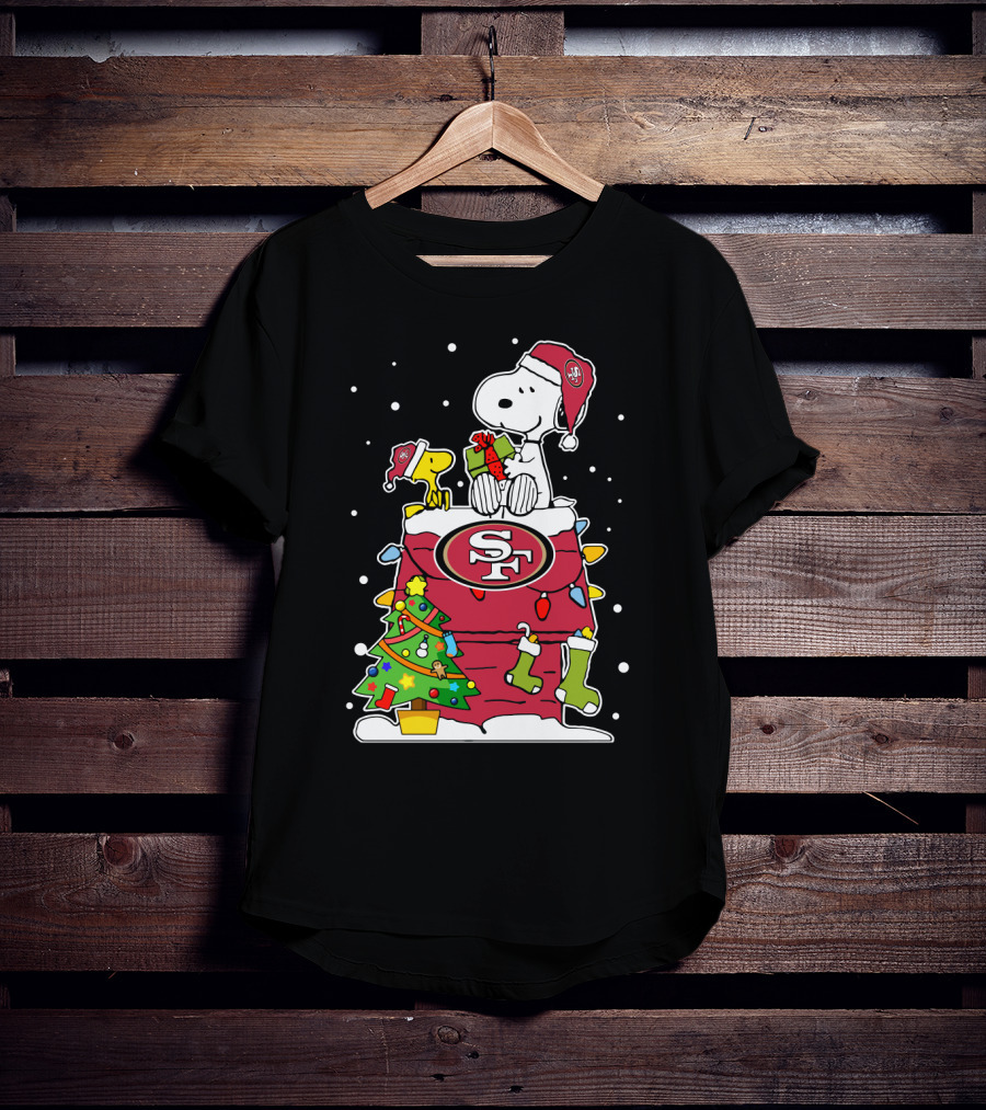 San Francisco 49ers Snoopy Christmas Lights Tree Stockings T-Shirt