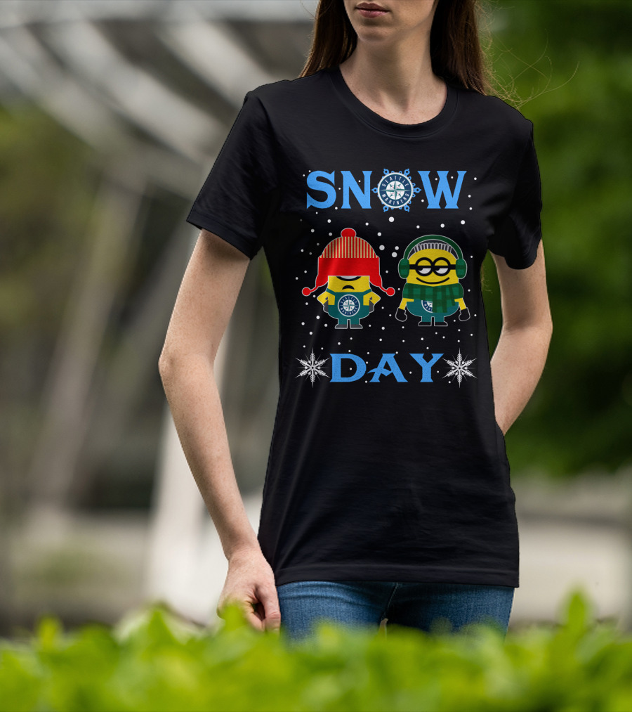 Snow Day Seattle Mariners Minion Fans Winter Theme T-Shirt