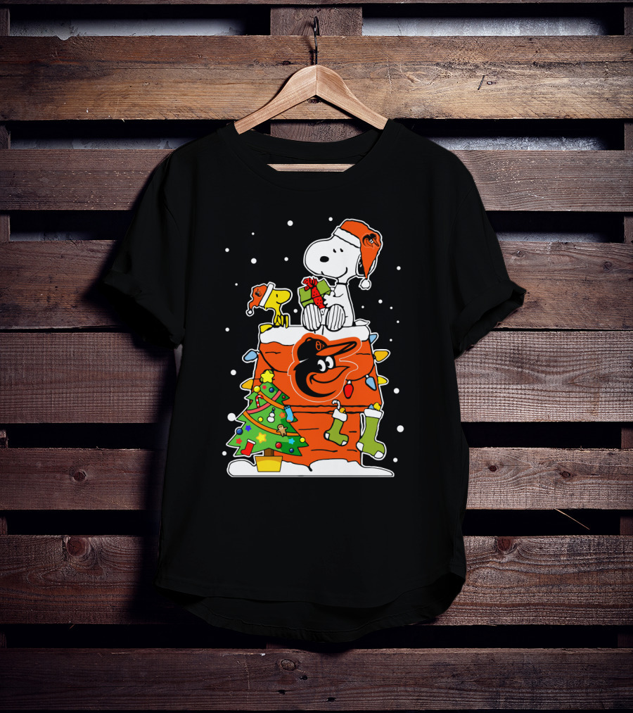 Baltimore Orioles Snoopy Christmas Doghouse Scene T-Shirt