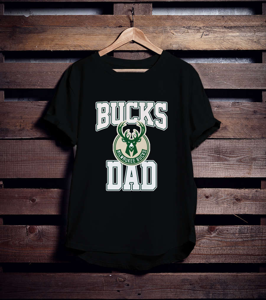 Milwaukee Bucks Dad Father's Day Bucks Dad T-Shirt
