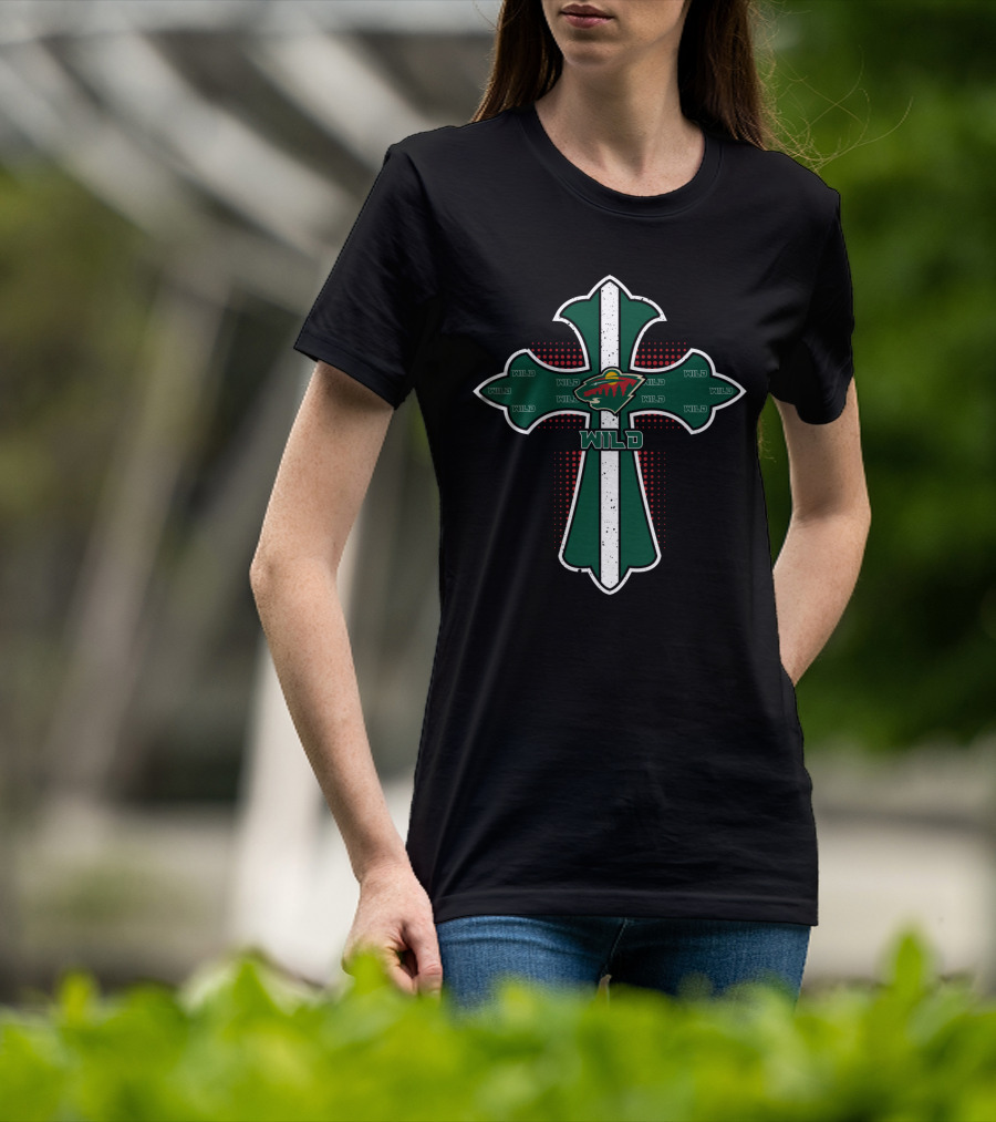 Wild Cross For Jesus And Minnesota Fans Iconic Logo Representation T-Shirt