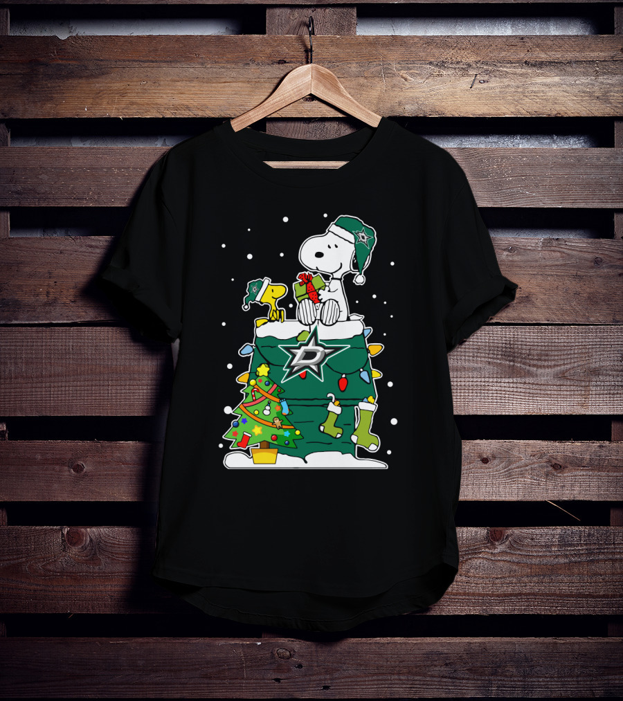 Dallas Stars Snoopy Christmas Presents Peanuts Fans T-Shirt