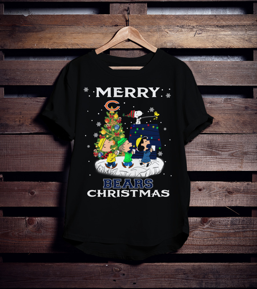 Merry Chicago Bears Christmas With Snoopy And Friends T-Shirt