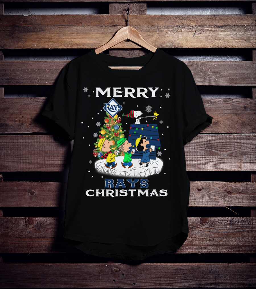 Merry Tampa Bay Rays Christmas Featuring Snoopy And Peanuts Characters T-Shirt