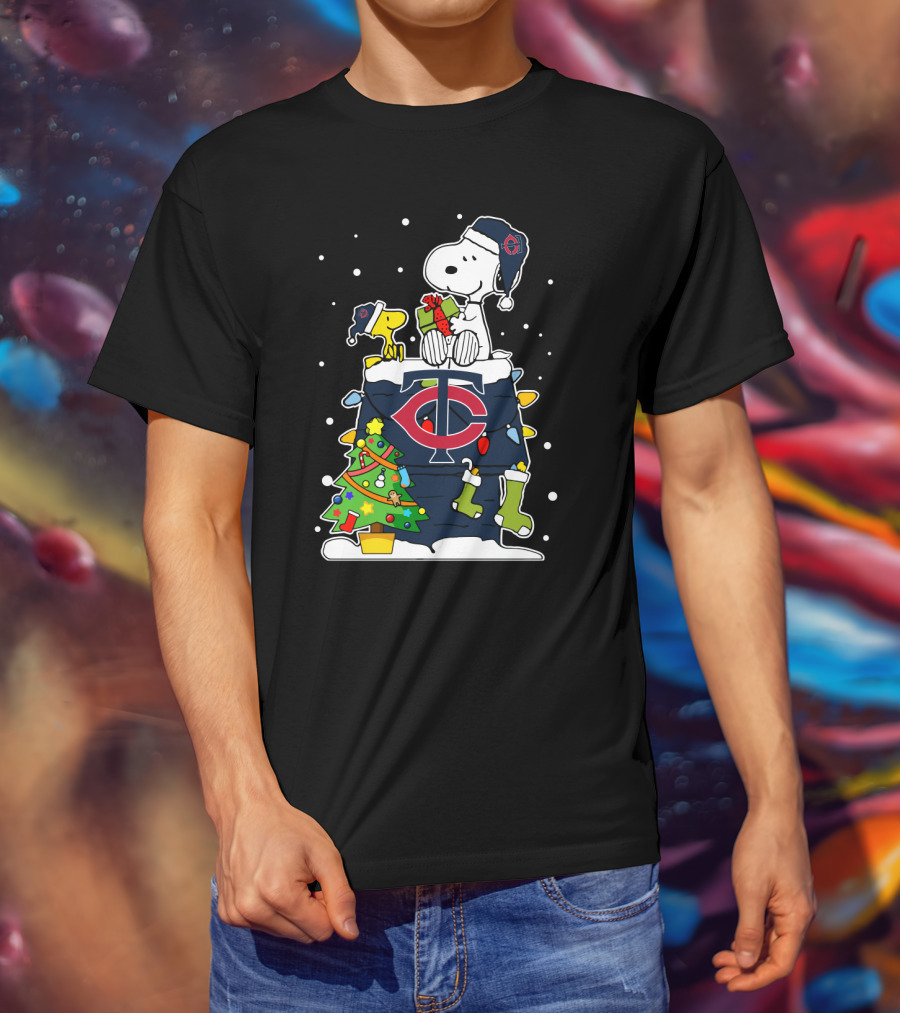 Minnesota Twins Snoopy And Woodstock Christmas T-Shirt