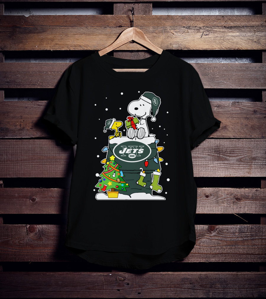 Snoopy And Woodstock Celebrate New York Jets Christmas T-Shirt