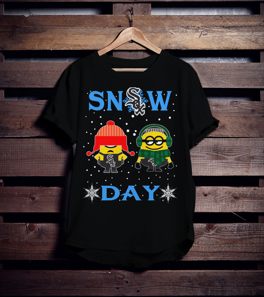 Chicago White Sox Minions Snow Day Baseball Fun T-Shirt