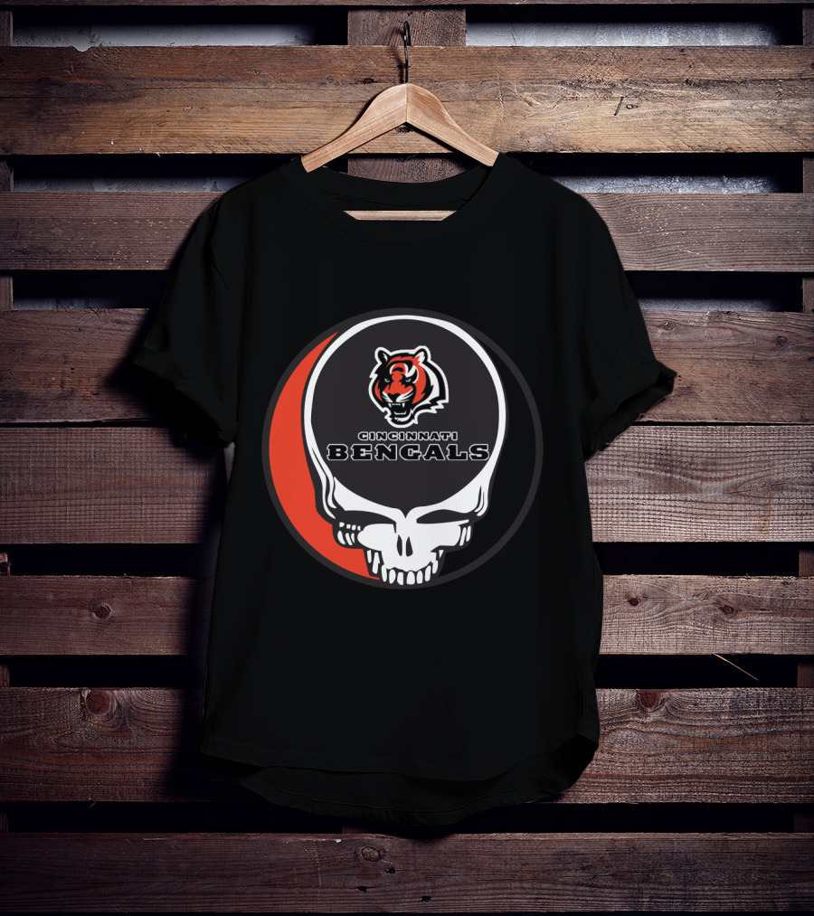 Cincinnati Bengals Grateful Dead Skull Logo Fusion T-Shirt
