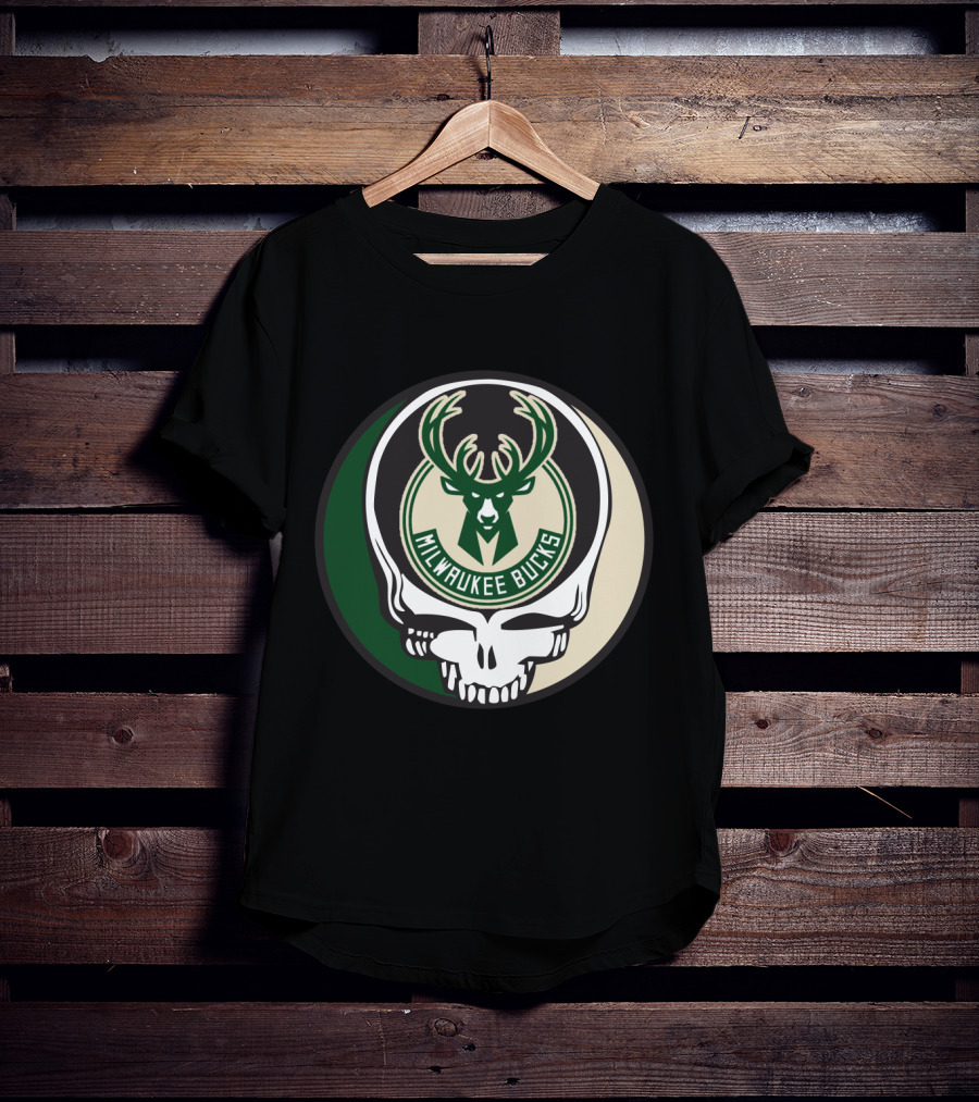 Milwaukee Bucks Grateful Dead Skull Logo Fusion T-Shirt