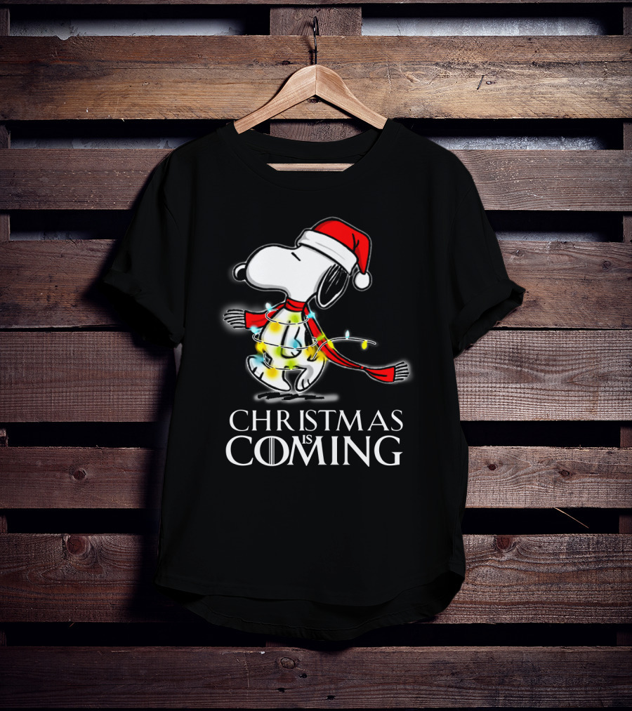 Snoopy Christmas Is Coming Game Of Thrones Santa Hat Lights T-Shirt