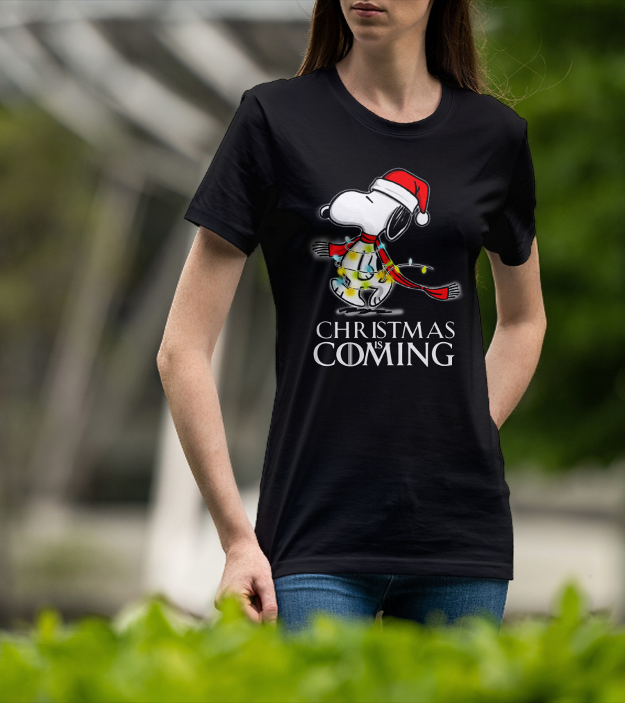 Snoopy Christmas Is Coming Game Of Thrones Santa Hat Lights T-Shirt
