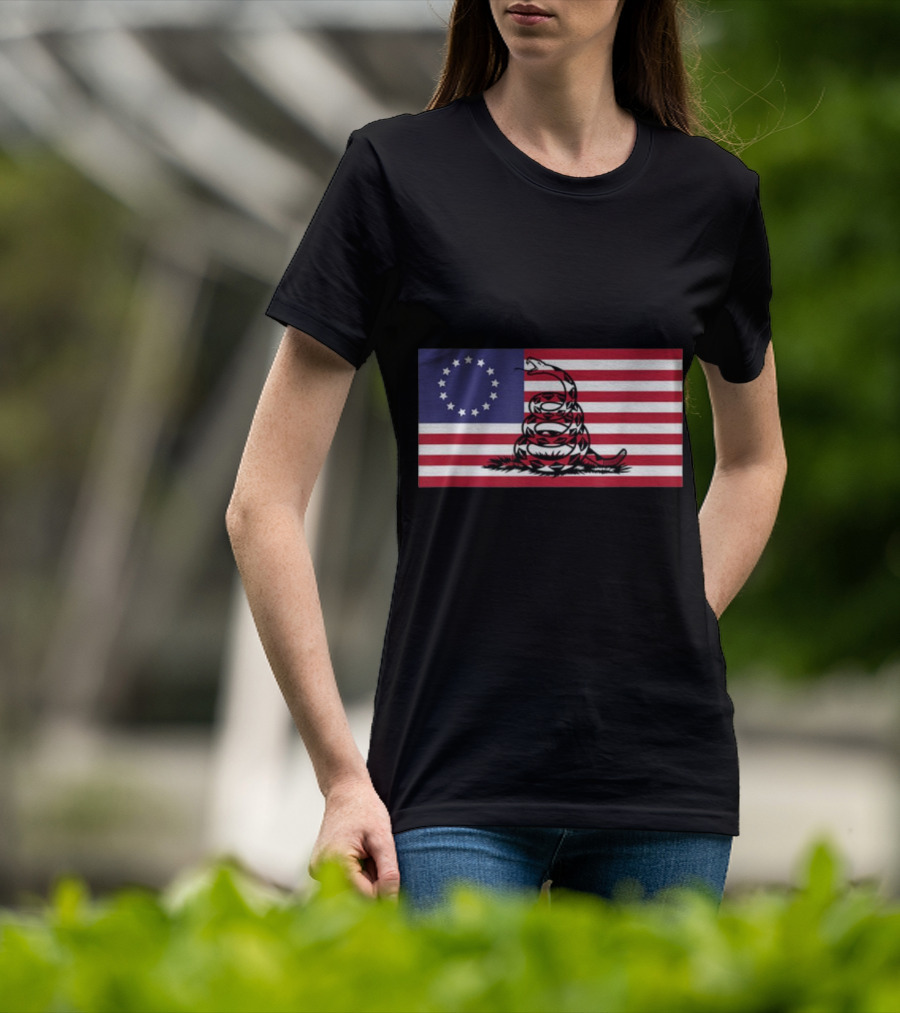 Betsy Ross Flag Combined With Gadsden Snake Icon 13 Star Colonial American Symbolism T-Shirt
