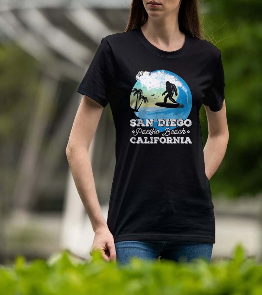 San Diego Pacific Beach California Bigfoot Surfer Adventure Scene T-Shirt