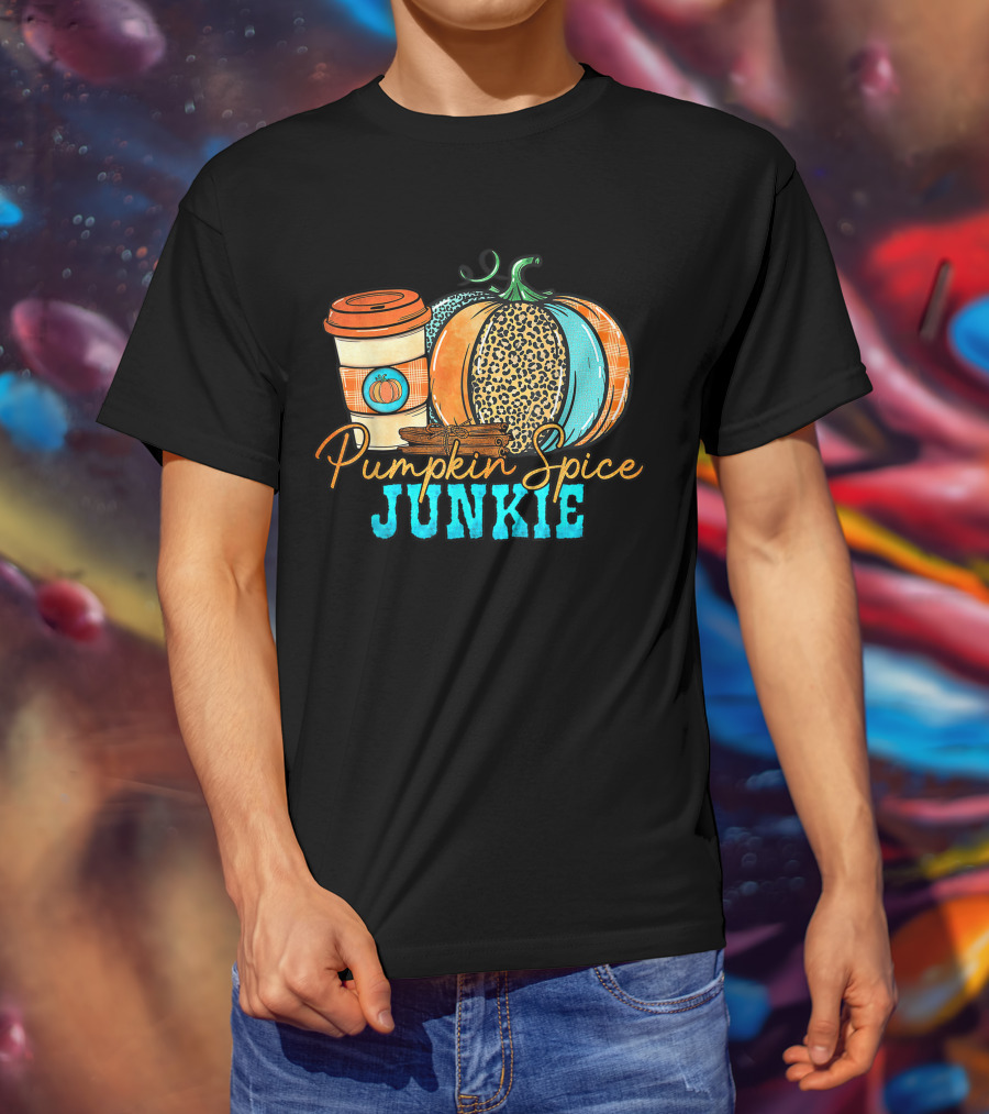 Pumpkin Spice Junkie Coffee Cup With Stylish Pumpkin And Cinnamon Sticks T-Shirt