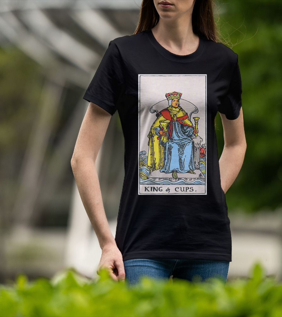 King Of Cups Tarot Card Ruler Element Water Symbolism T-Shirt