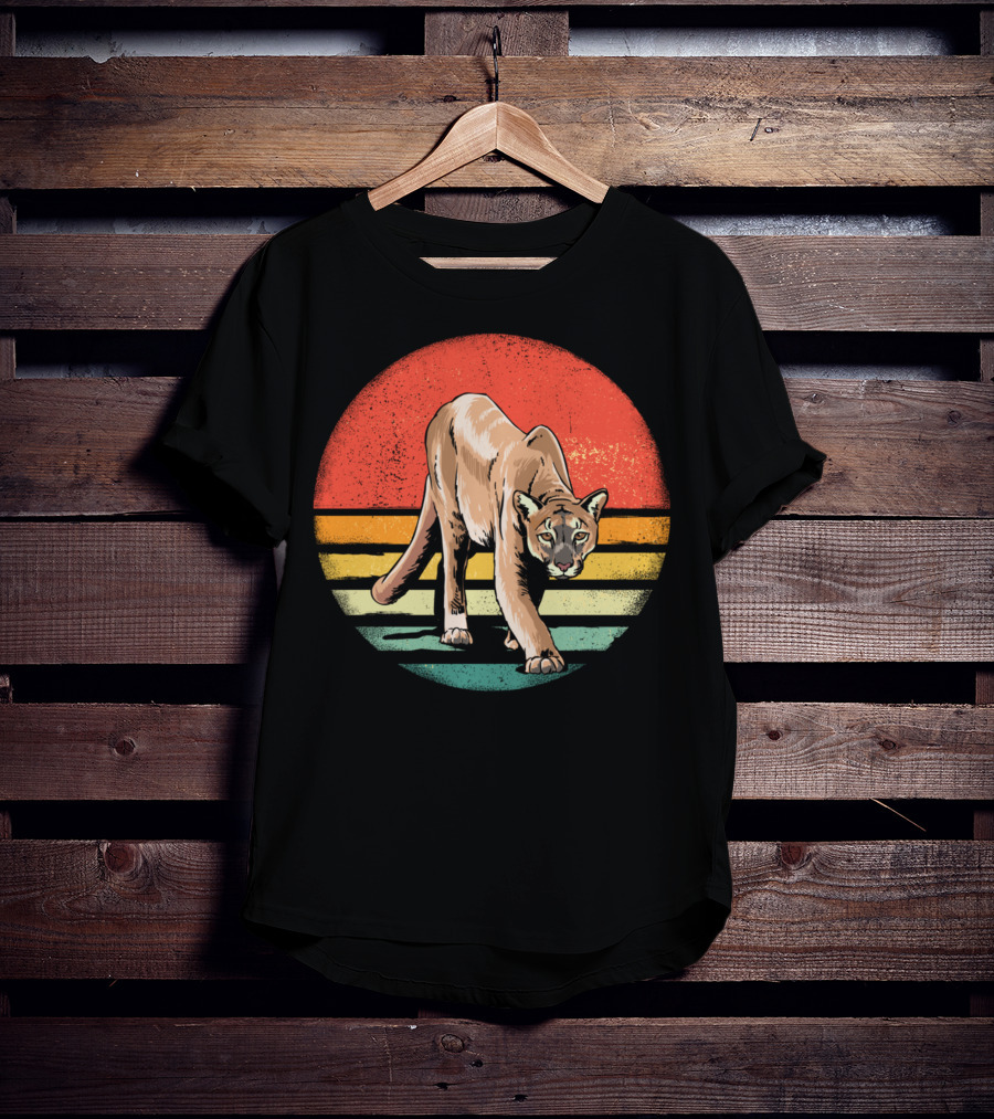 Retro Vintage Cougar Nature Wildlife Lover T-Shirt