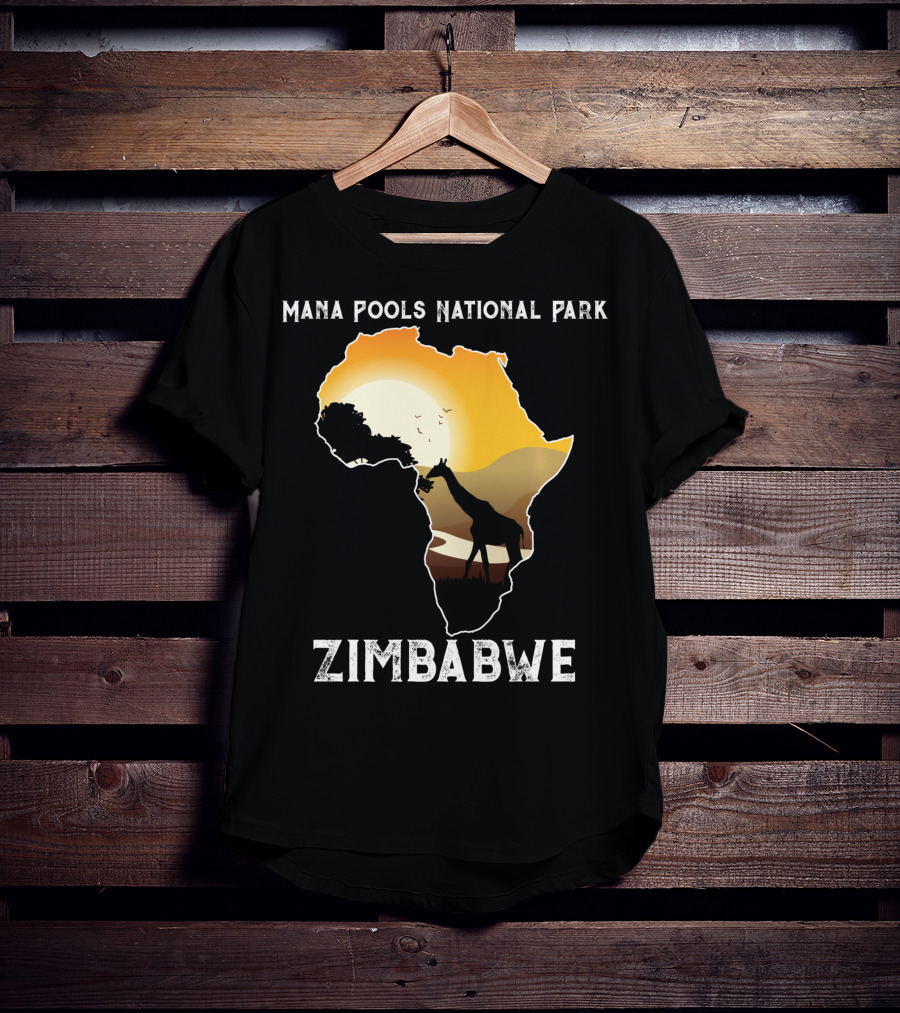 Mana Pools National Park Africa Giraffe Sunset Zimbabwe T-Shirt