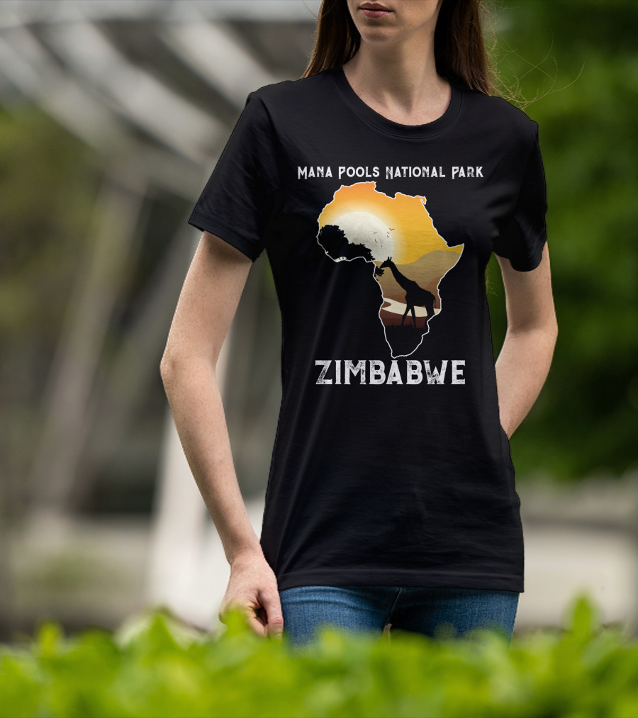 Mana Pools National Park Africa Giraffe Sunset Zimbabwe T-Shirt