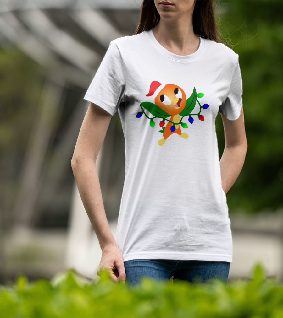 Think Christmas Thoughts Orange Bird With Santa Hat And Festive Lights T-Shirt