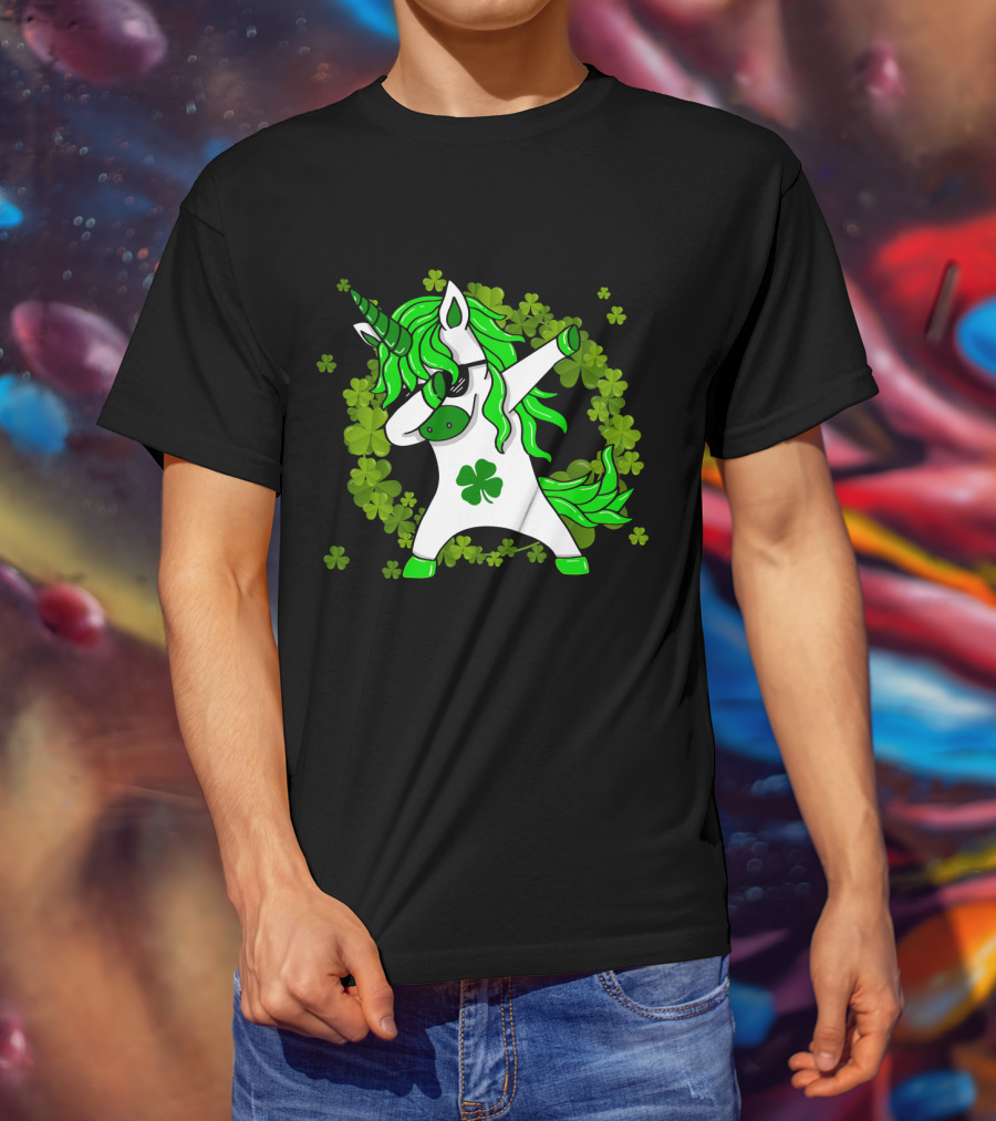 St Patricks Day Shamrock Unicorn Dabbing T-Shirt