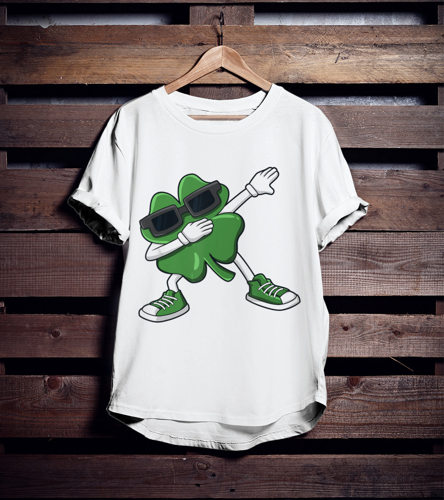 Dabbing Shamrock St Patrick's Day Funny Dab Dabbin' Clover Wearing Sunglasses T-Shirt