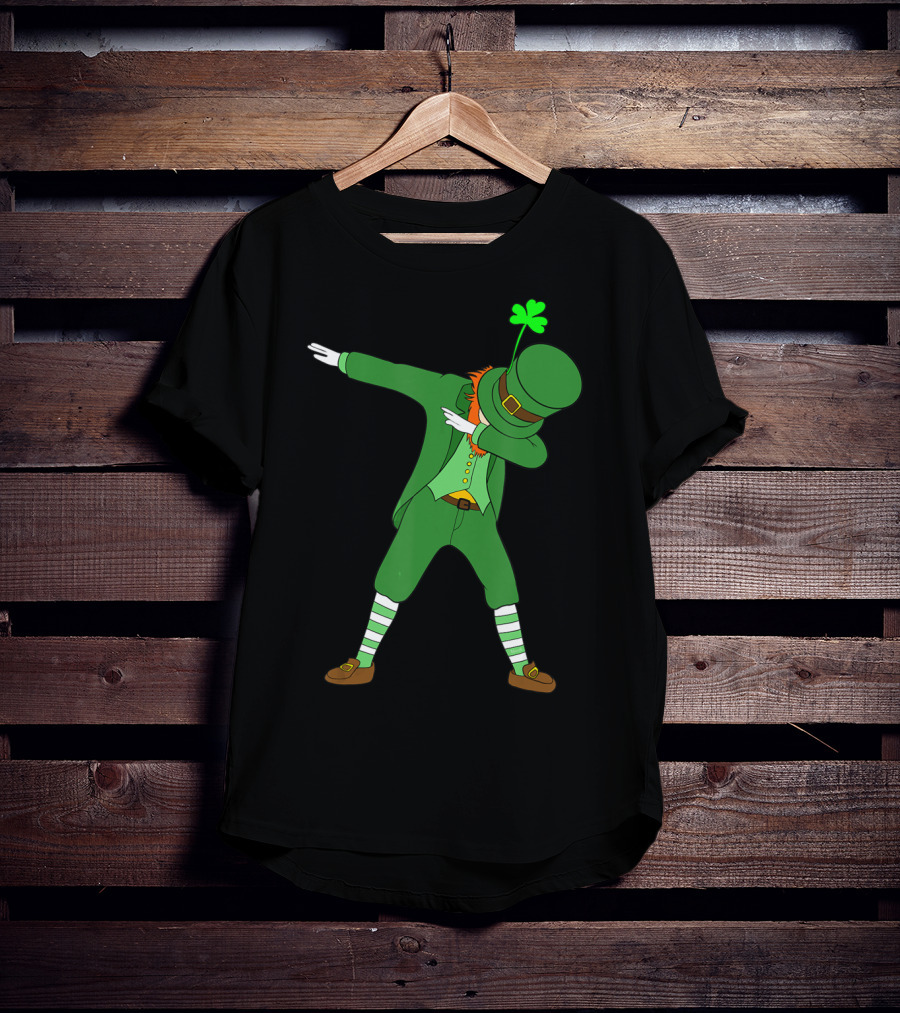 Dabbing Leprechaun St Patricks Day Boys Dab Shamrock Hat T-Shirt