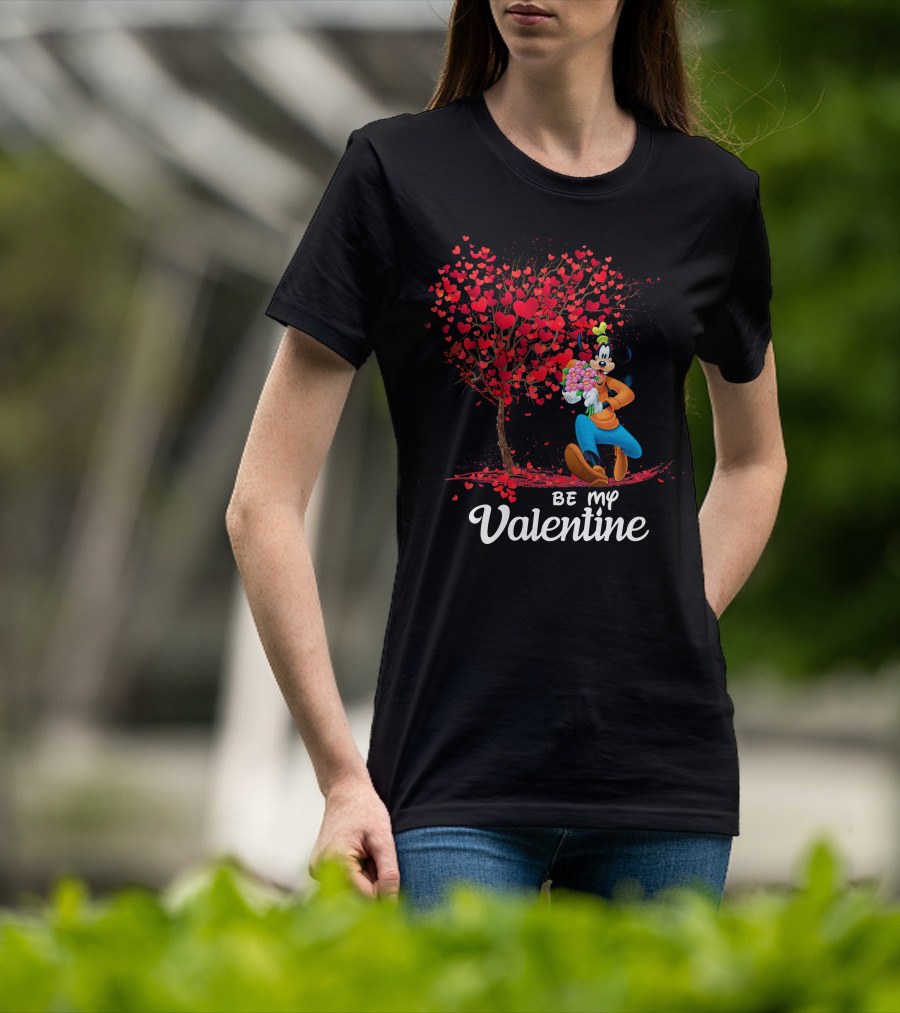 Goofy Be My Valentine Heart Tree T-Shirt