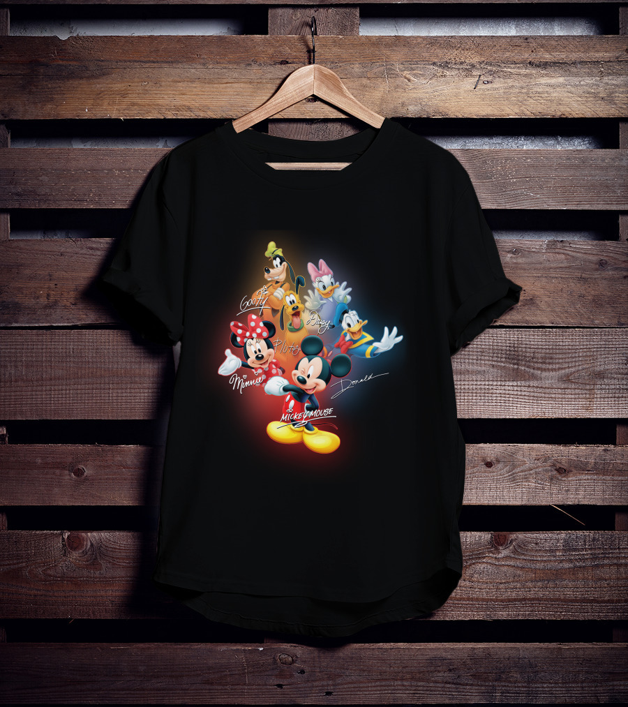 Mickey Mouse Minnie Pluto Goofy Daisy Donald Signatures T-Shirt