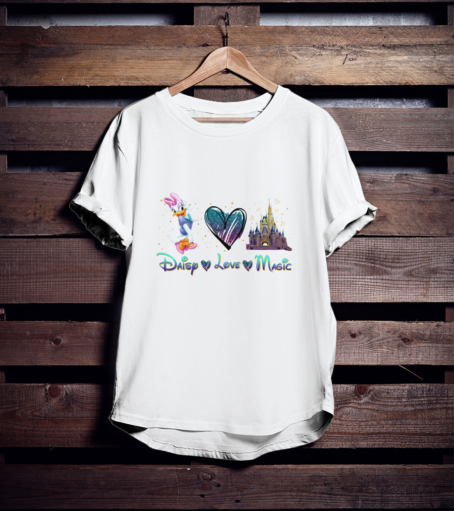 Daisy Love Magic Heart Castle T-Shirt