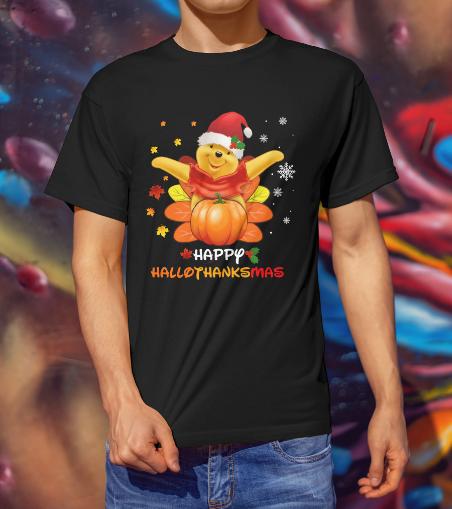 Happy Hallothankmas Pooh Pumpkin Santa Hat T-Shirt