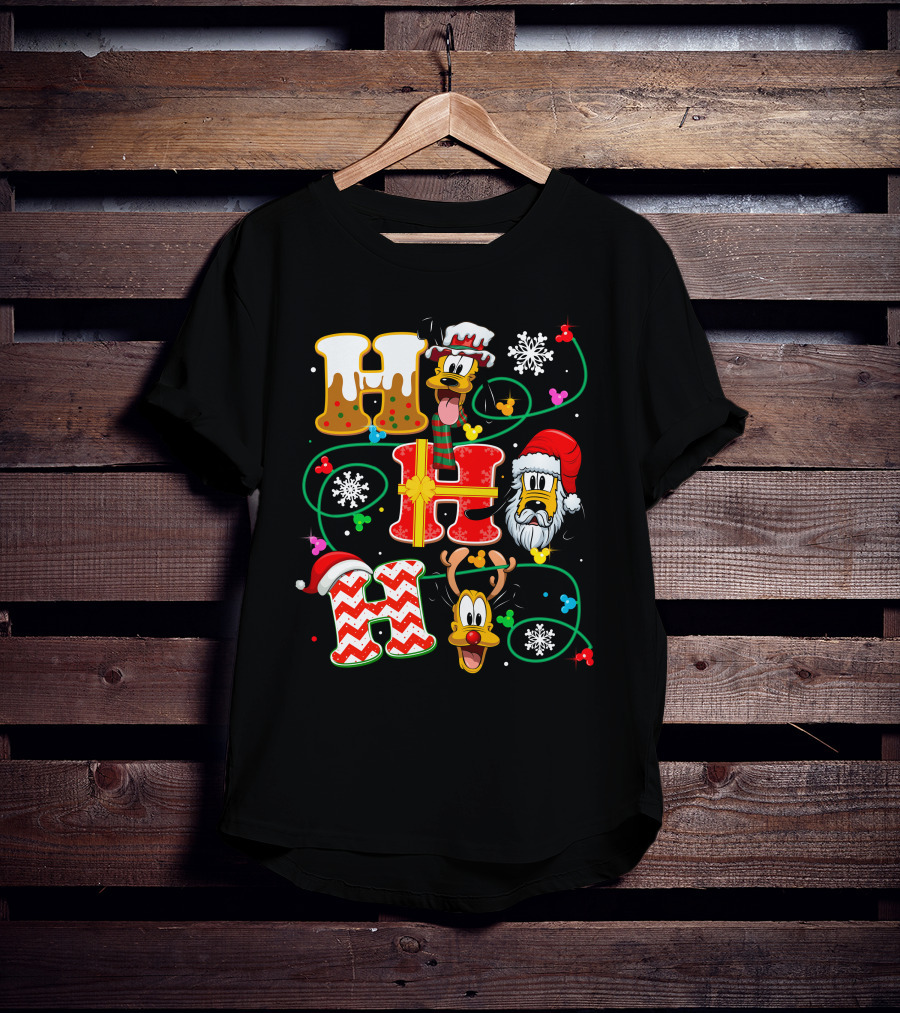 PLU HHH Christmas Goofy Dog With Santa Hats And Snowflakes T-Shirt