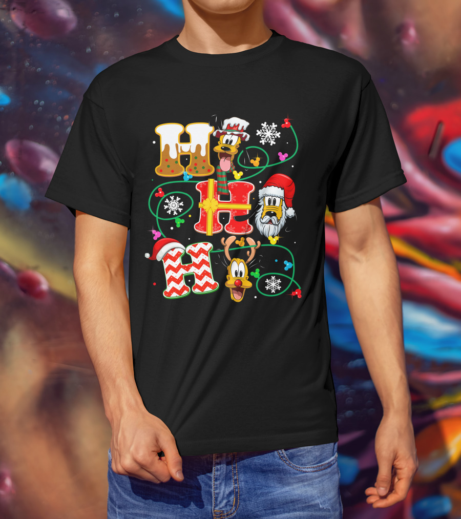 PLU HHH Christmas Goofy Dog With Santa Hats And Snowflakes T-Shirt