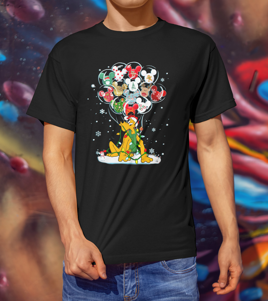 Pluto Christmas Mickey Mouse Balloon Festive Snowflakes Holiday Scene T-Shirt