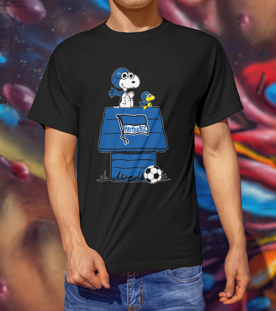 Hertha BSC Snoopy And Woodstock Doghouse Soccer T-Shirt