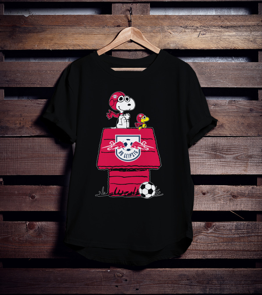 RB Leipzig Snoopy Soccer House With Woodstock T-Shirt