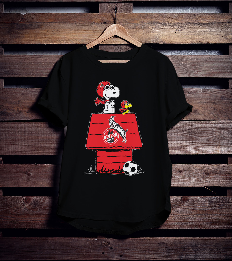 1. FC Köln Snoopy Woodhouse Soccer Scene T-Shirt