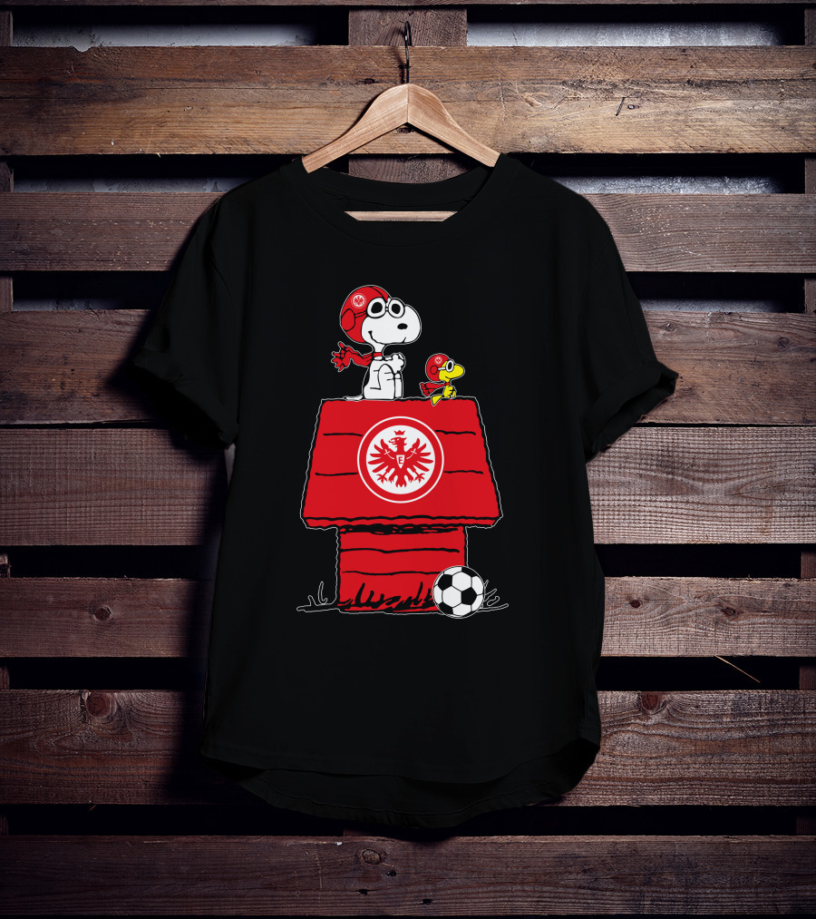 Eintracht Frankfurt Snoopy And Woodstock Football Fan T-Shirt