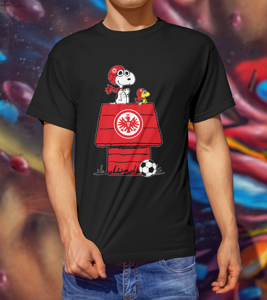 Eintracht Frankfurt Snoopy And Woodstock Football Fan T-Shirt