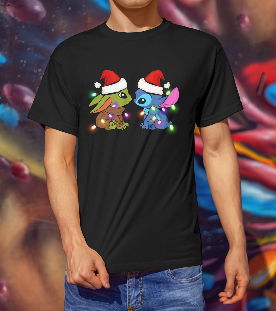 ST&BYD Kiss Christmas Lights Creature Pair Santa Hats T-Shirt