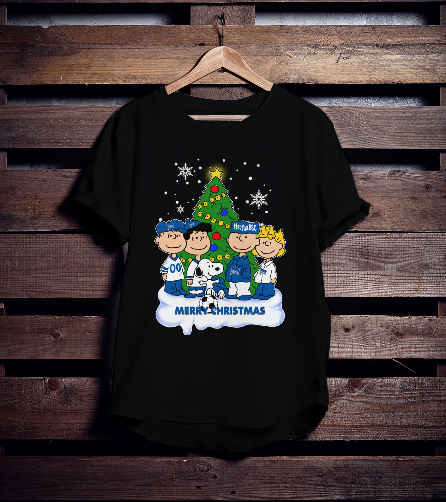 Hertha BSC Peanuts Merry Christmas Tree Scene T-Shirt